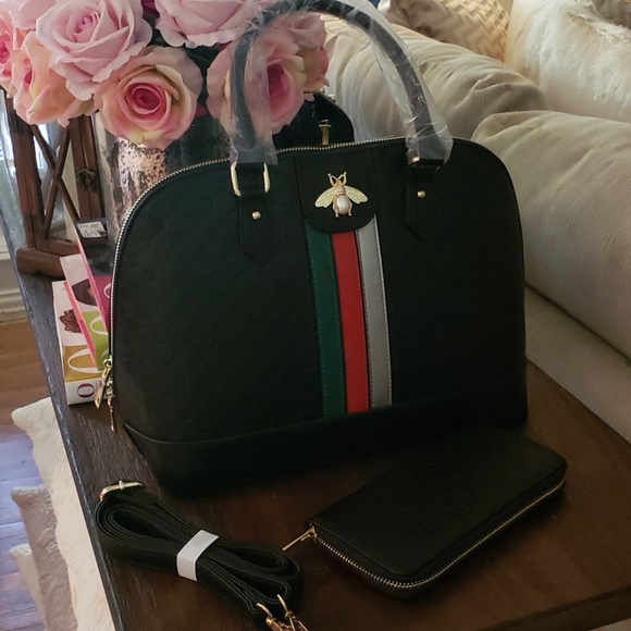 Quilted Bee Striped Backpack and Wallet Set - Picture 10 of 12